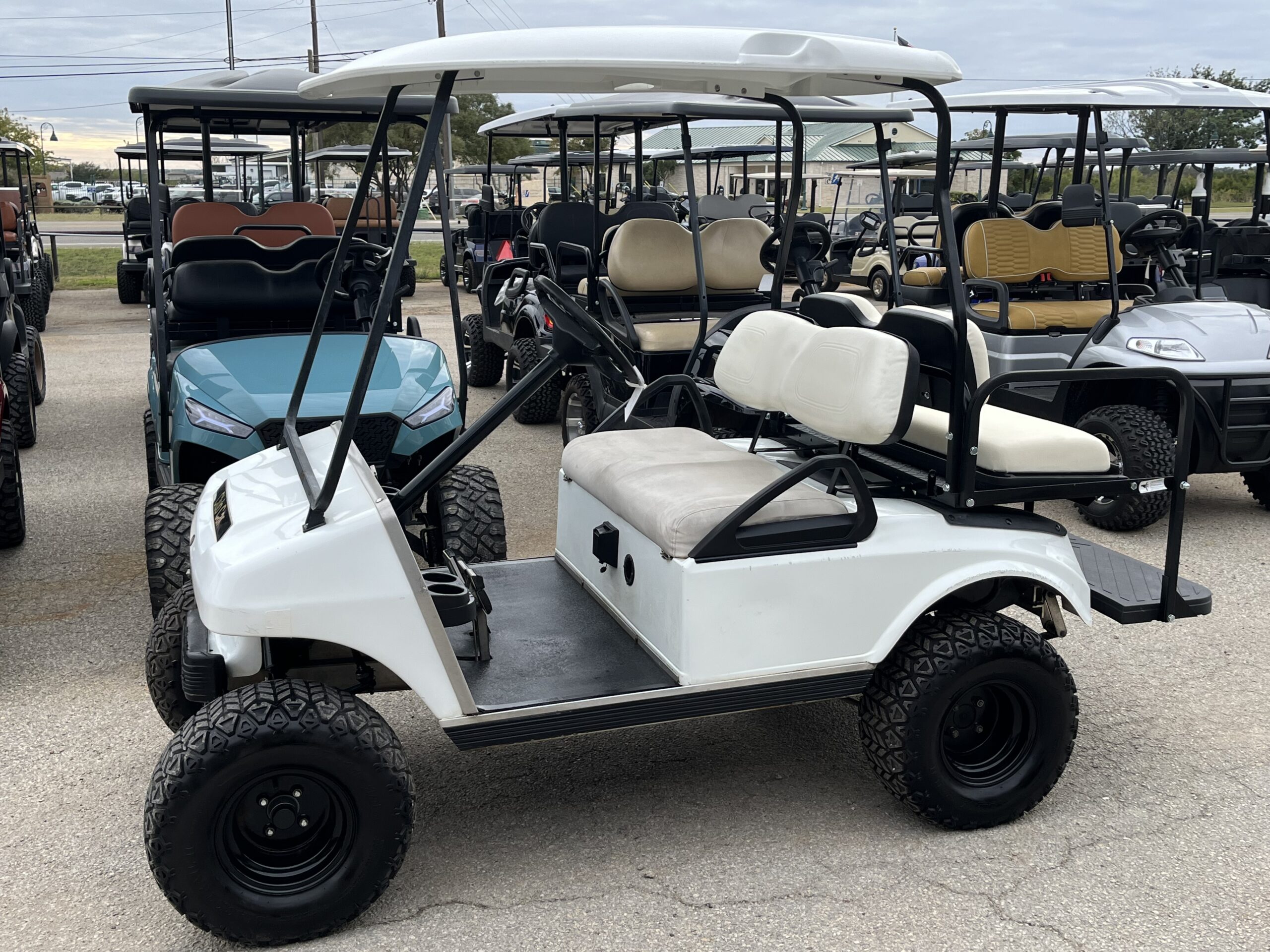 Lifted club car DS  Club, Golf carts, Car